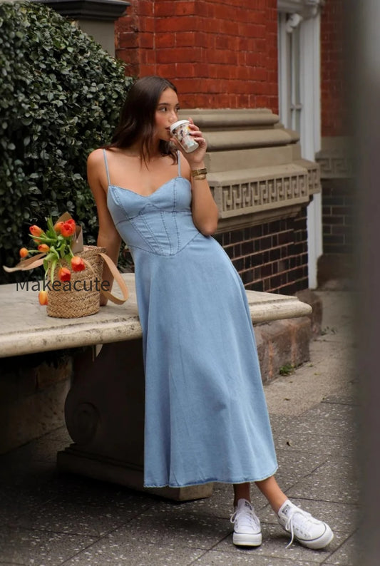 vintage-v-neck-denim-dress