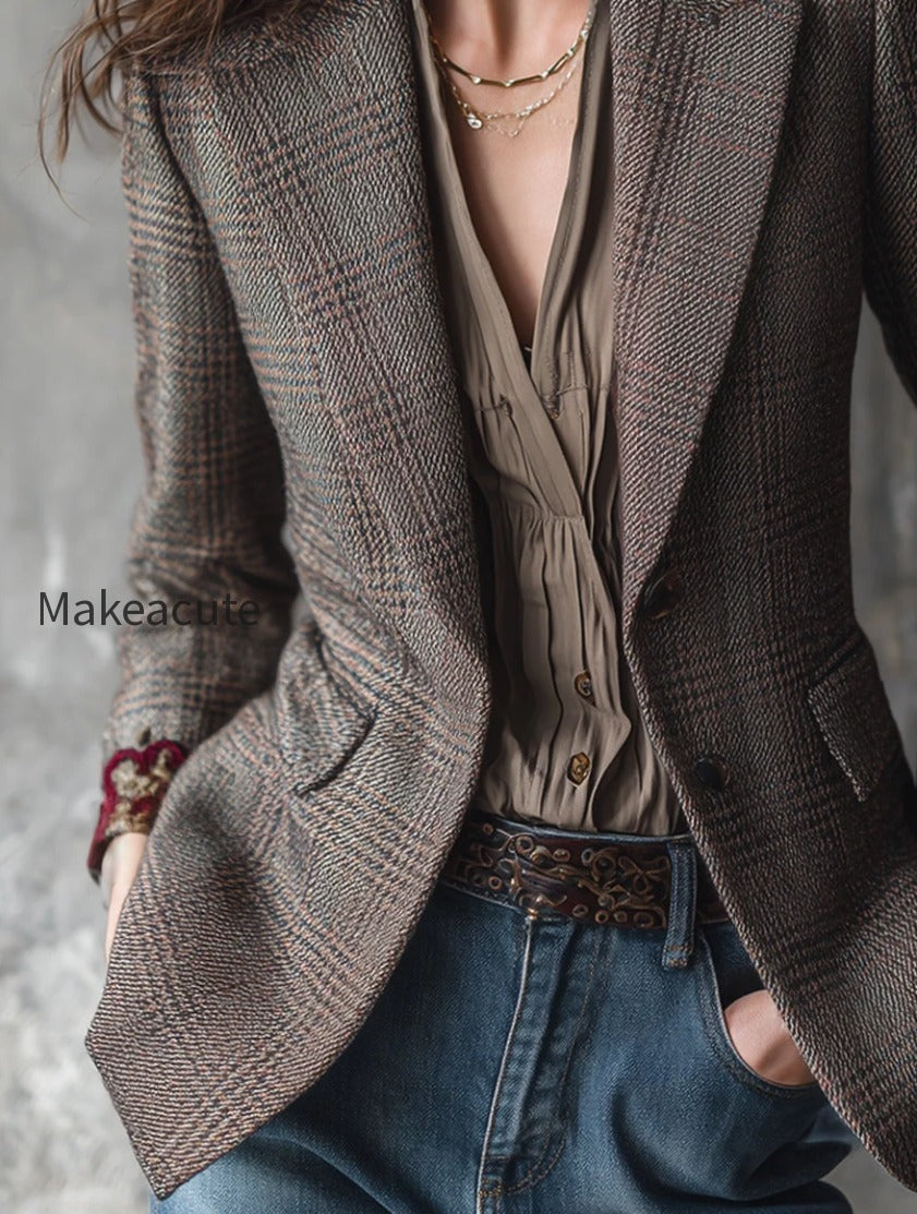 retro-plaid-woolen-rose-embroidered-lapel-blazer