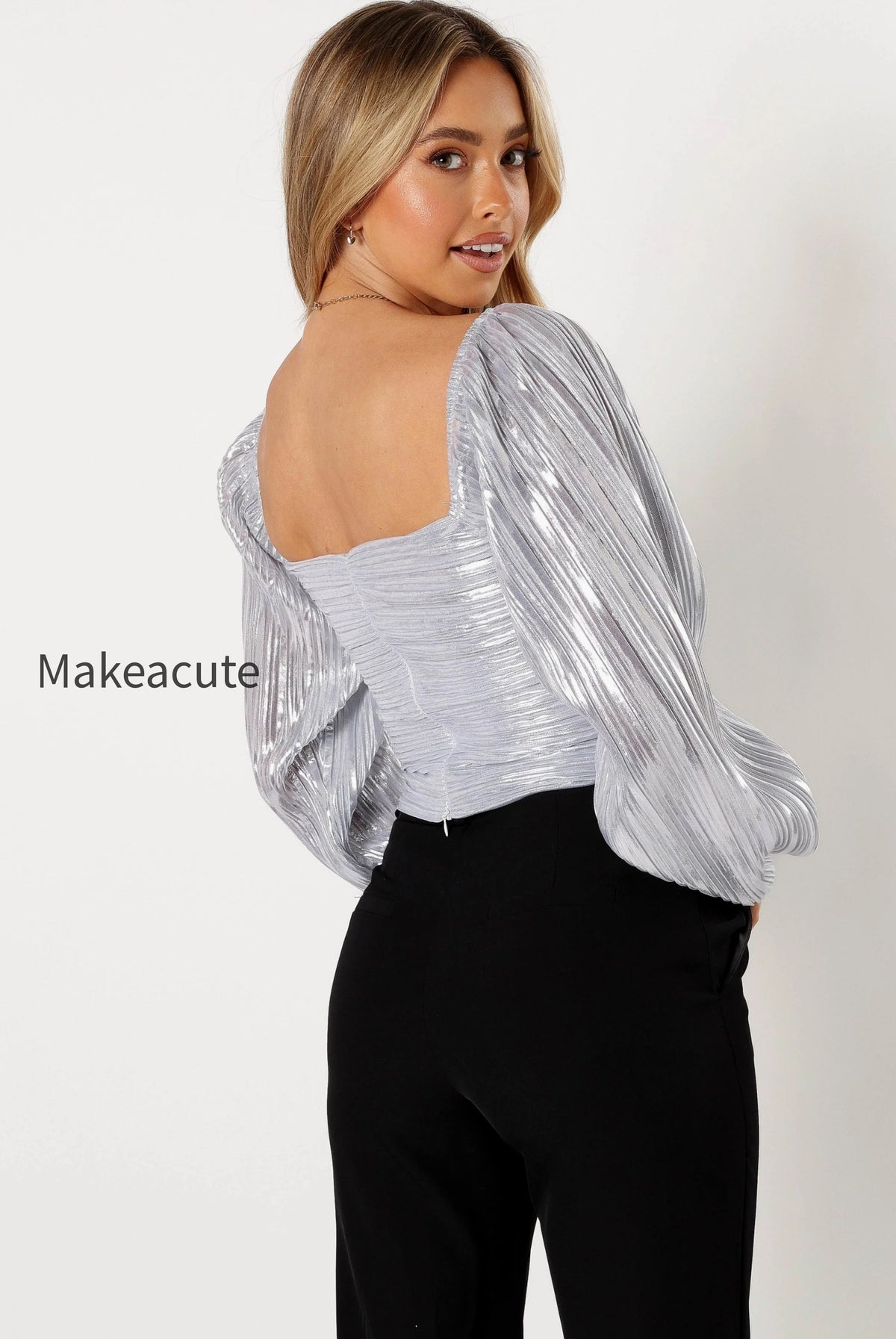 nyra-rose-detail-top-silver