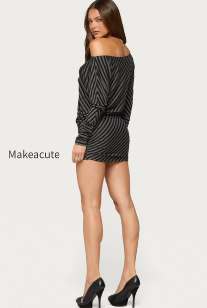 s26130_black-and-gray