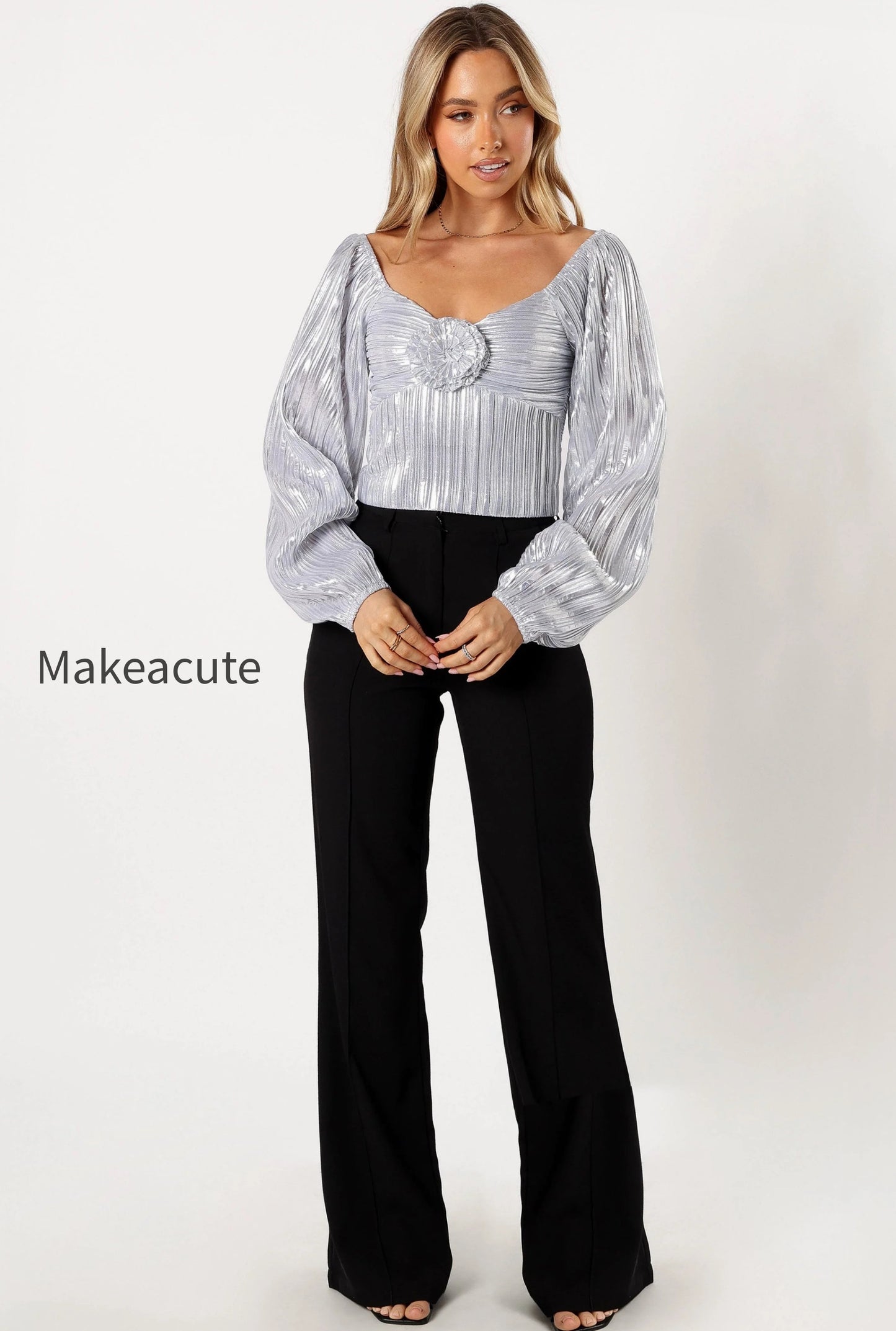 nyra-rose-detail-top-silver